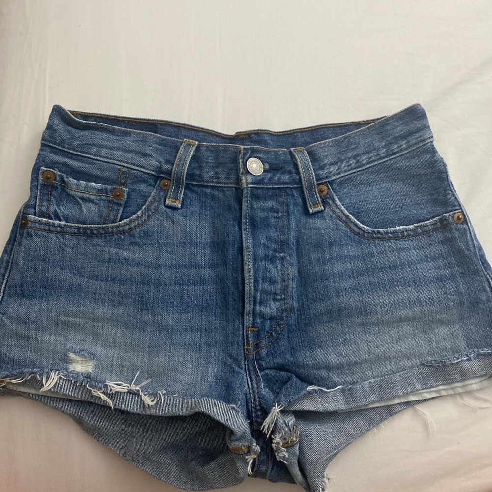 Levi’s jean shorts size 24